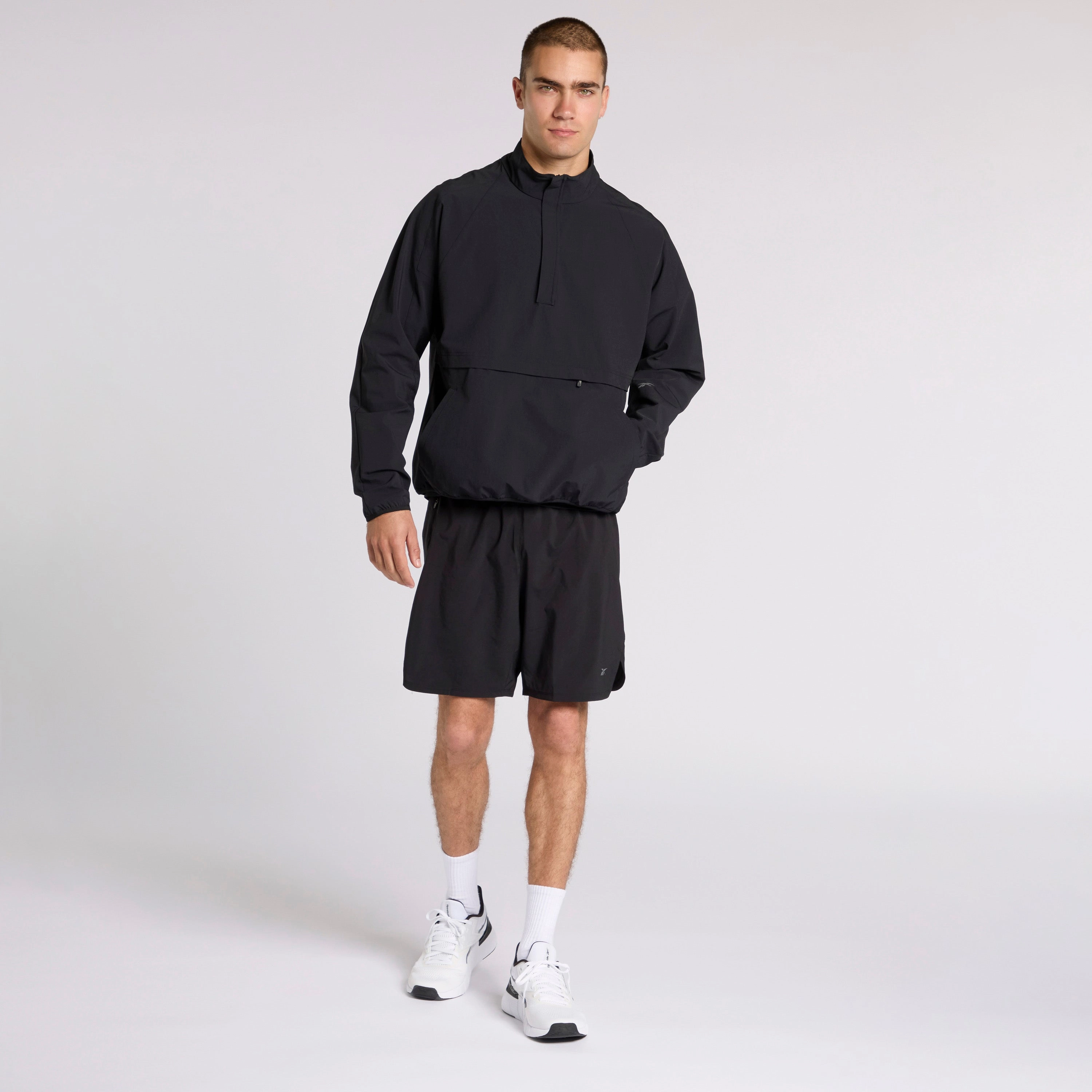 Active Ess Skystretch Anork  Black