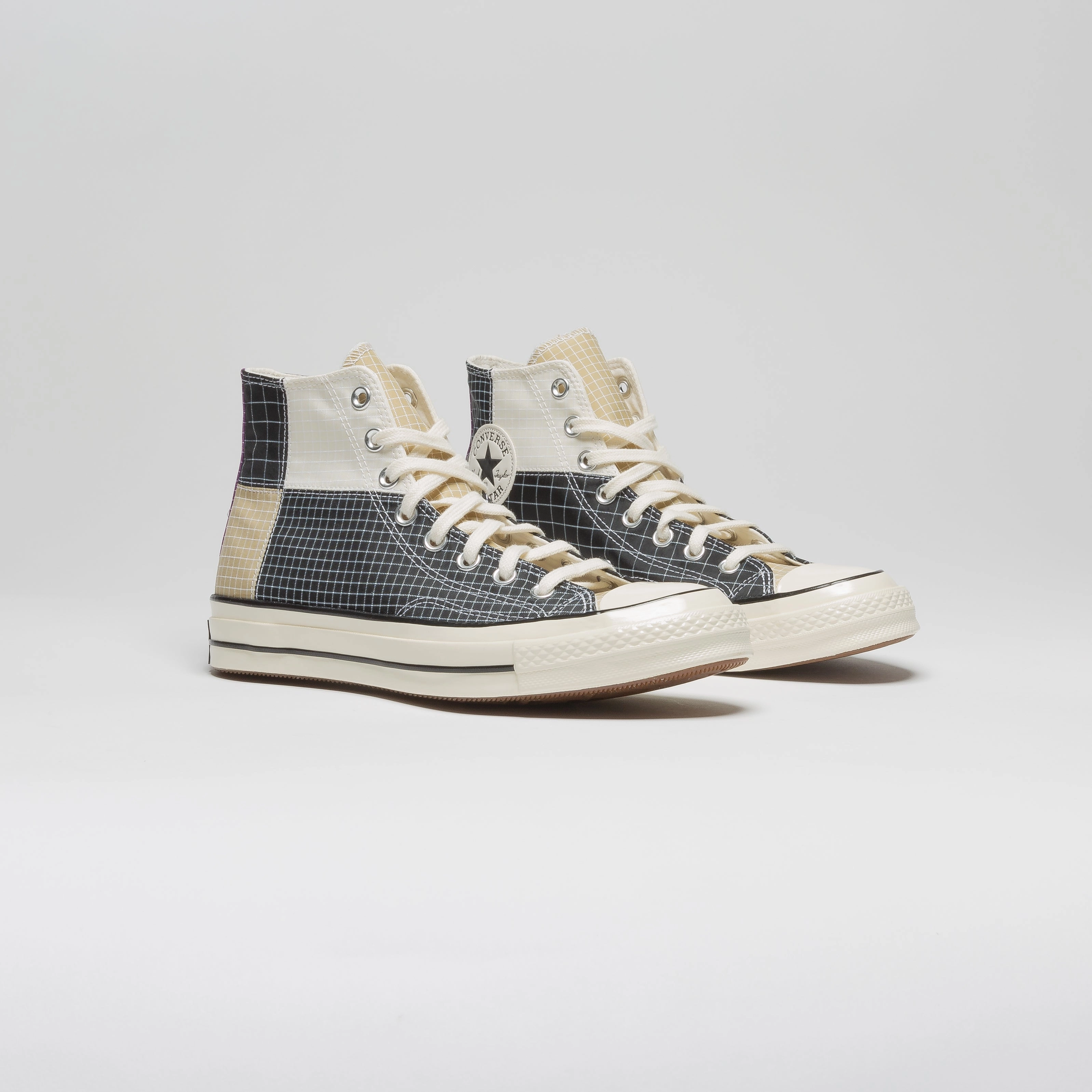 Chuck Taylor 70 High Top Mens Lifestyle Shoe - Black/Grey