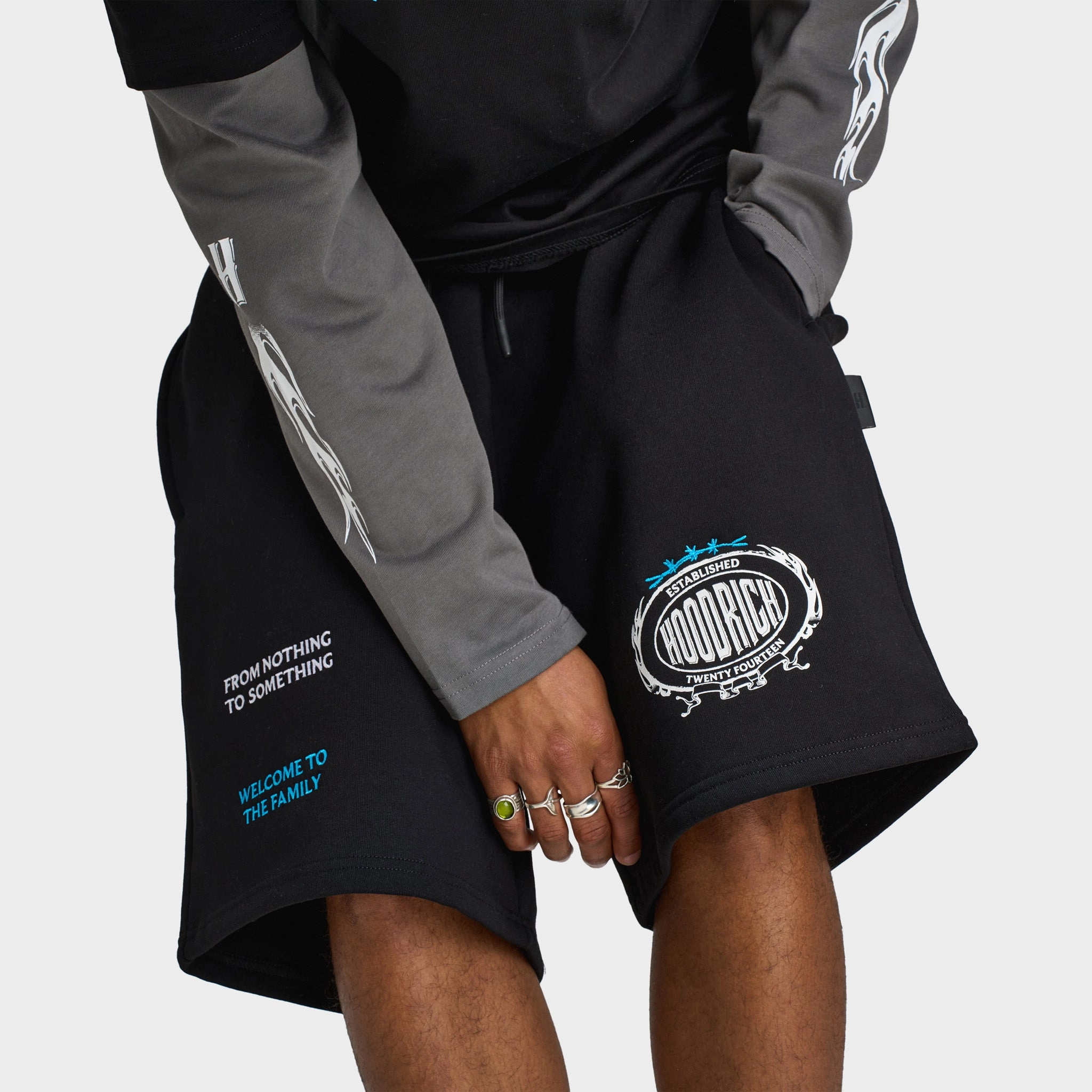 Hoodrich Noir V2 Oversized Shorts Black / White - Aquarius