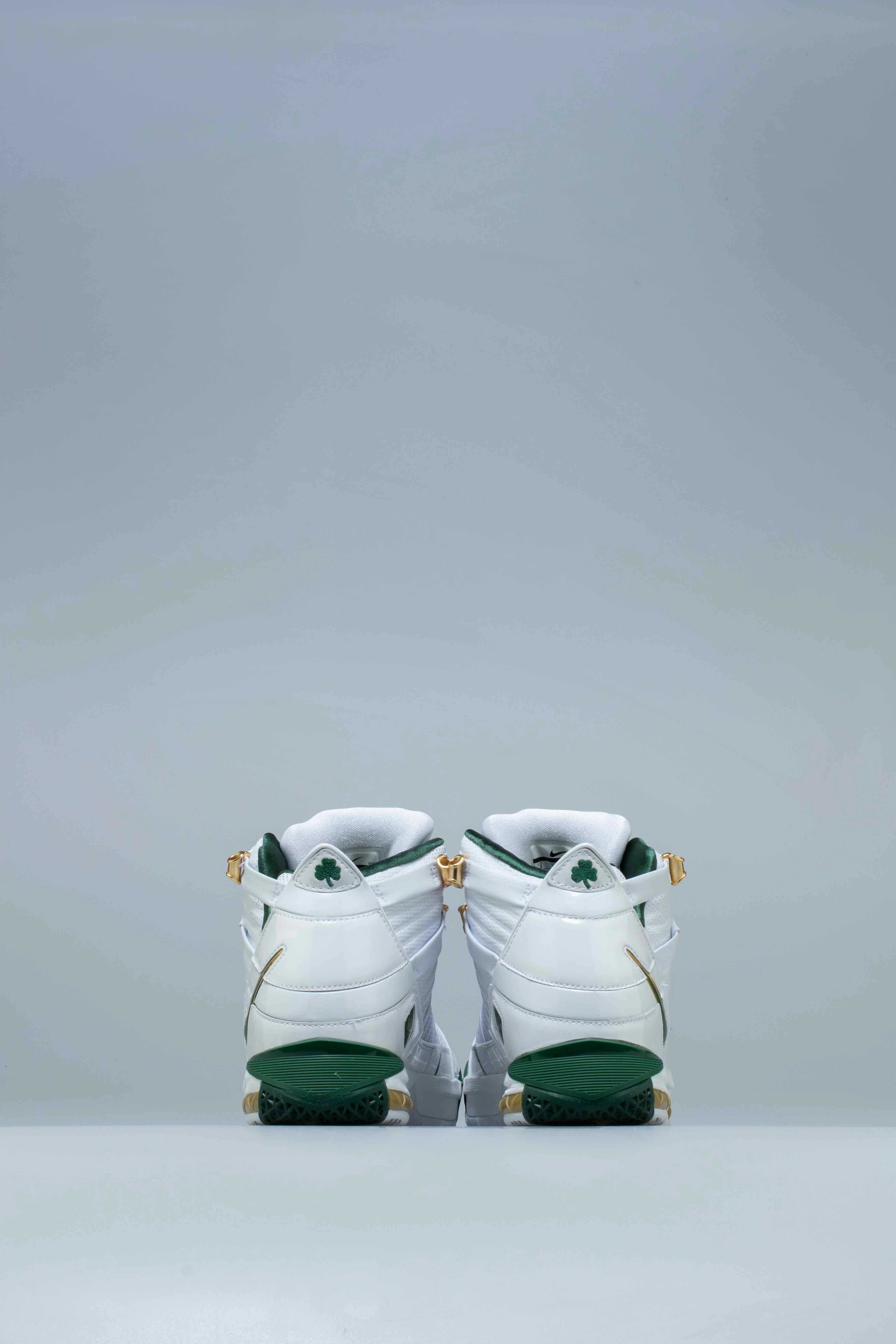 Lebron 3 QS Svsm Home Mens Basketball Shoe - White/Deep Forest-Gold Dust