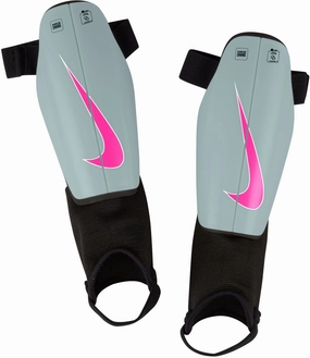 Nike Charge Kids Soccer Shin Guards