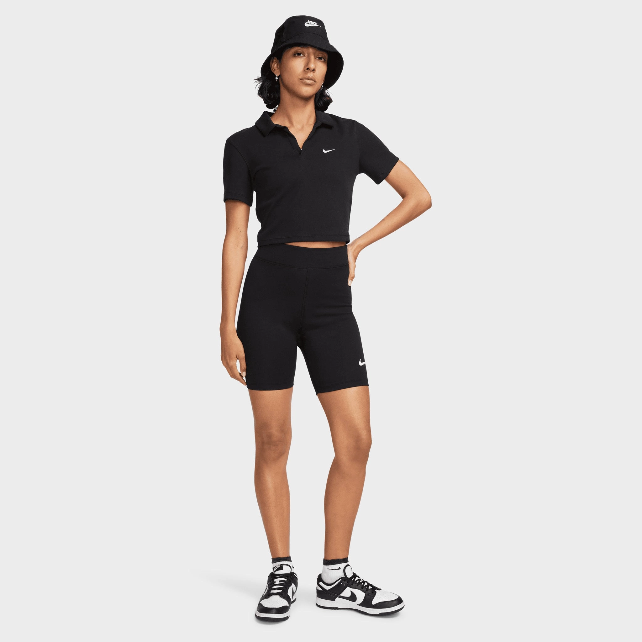 Nike Sportswear Women's 8 High-Rise Biker Shorts Black / Sail