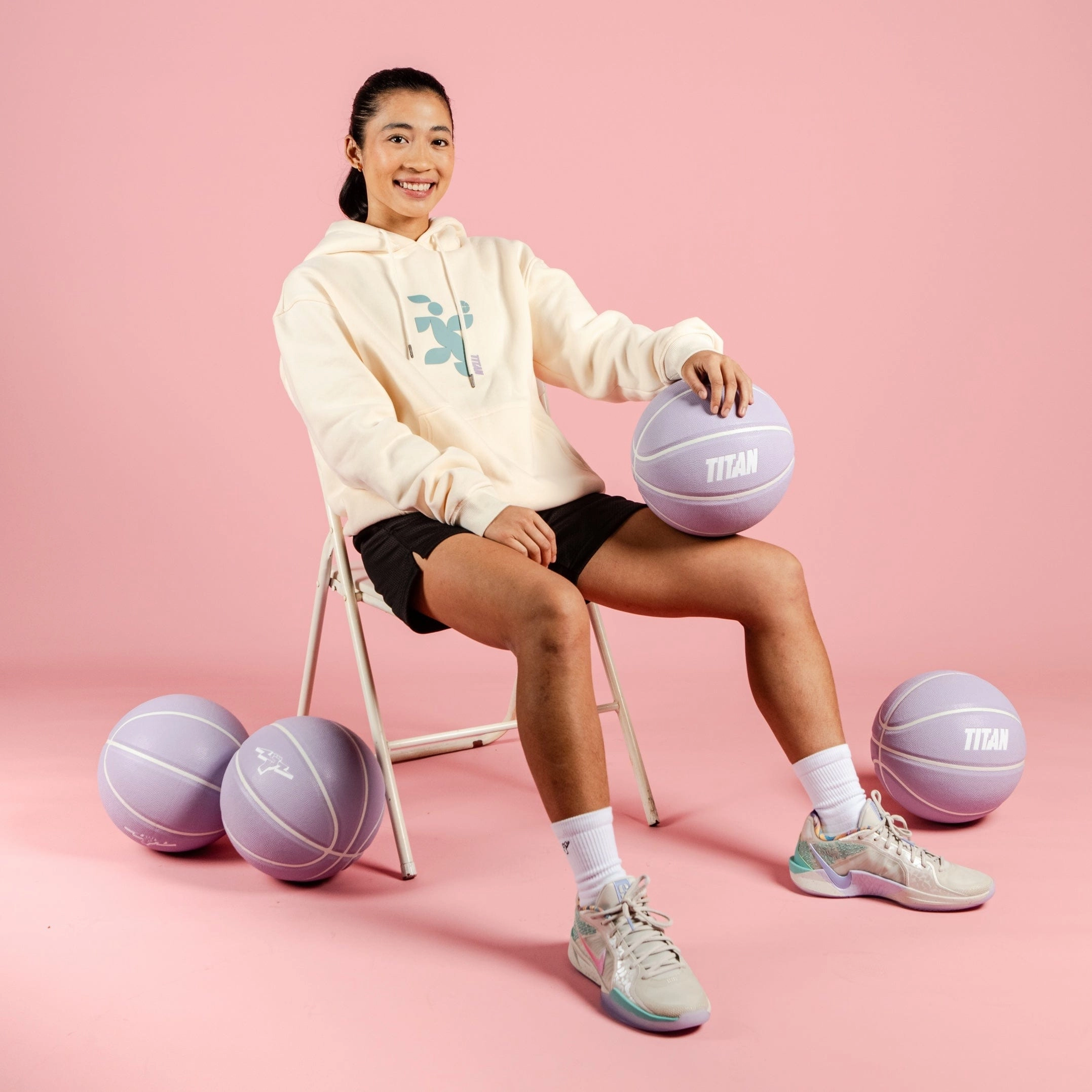 Titan Her Hooper Hoodie