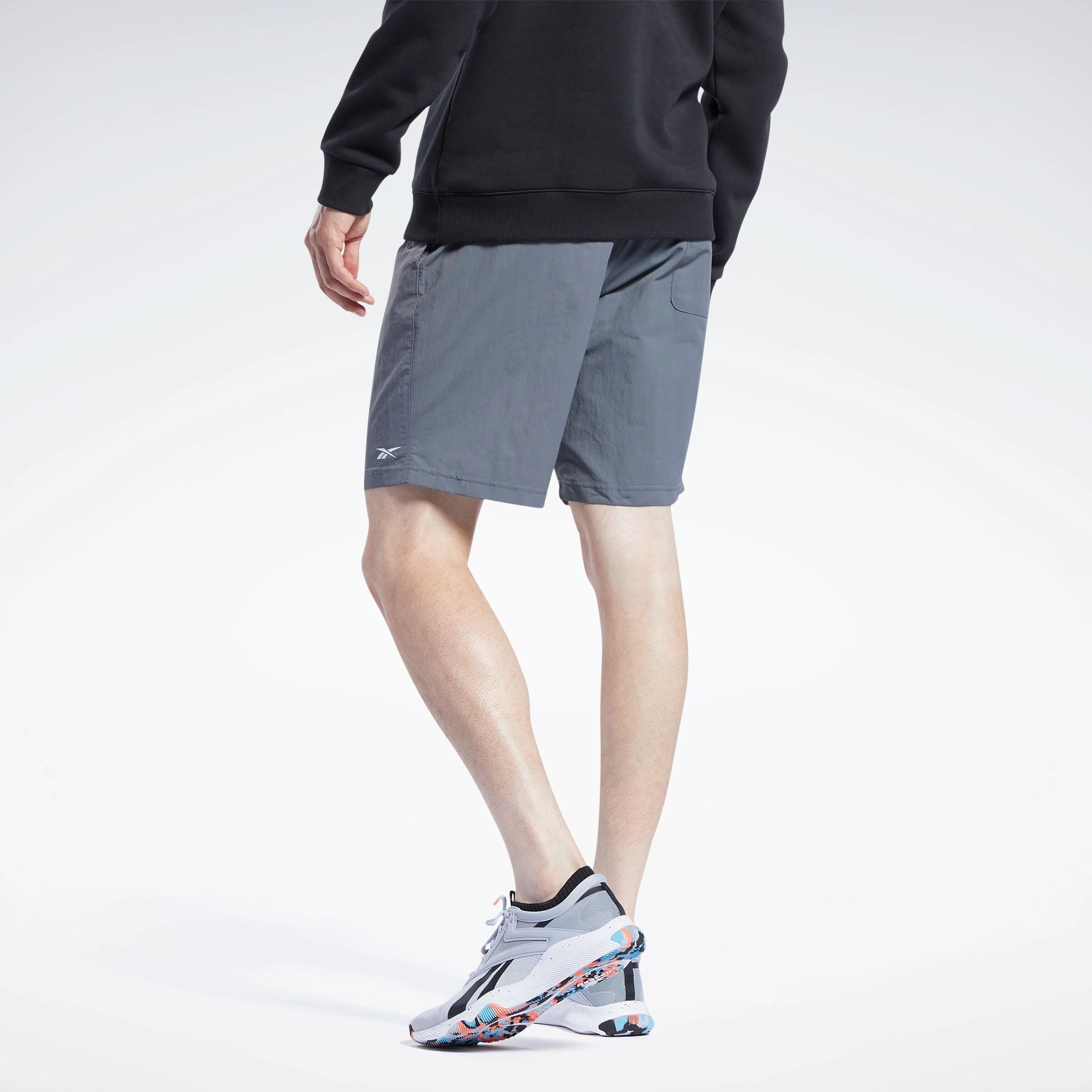 Training Essentials Utility Shorts Cold Grey 6