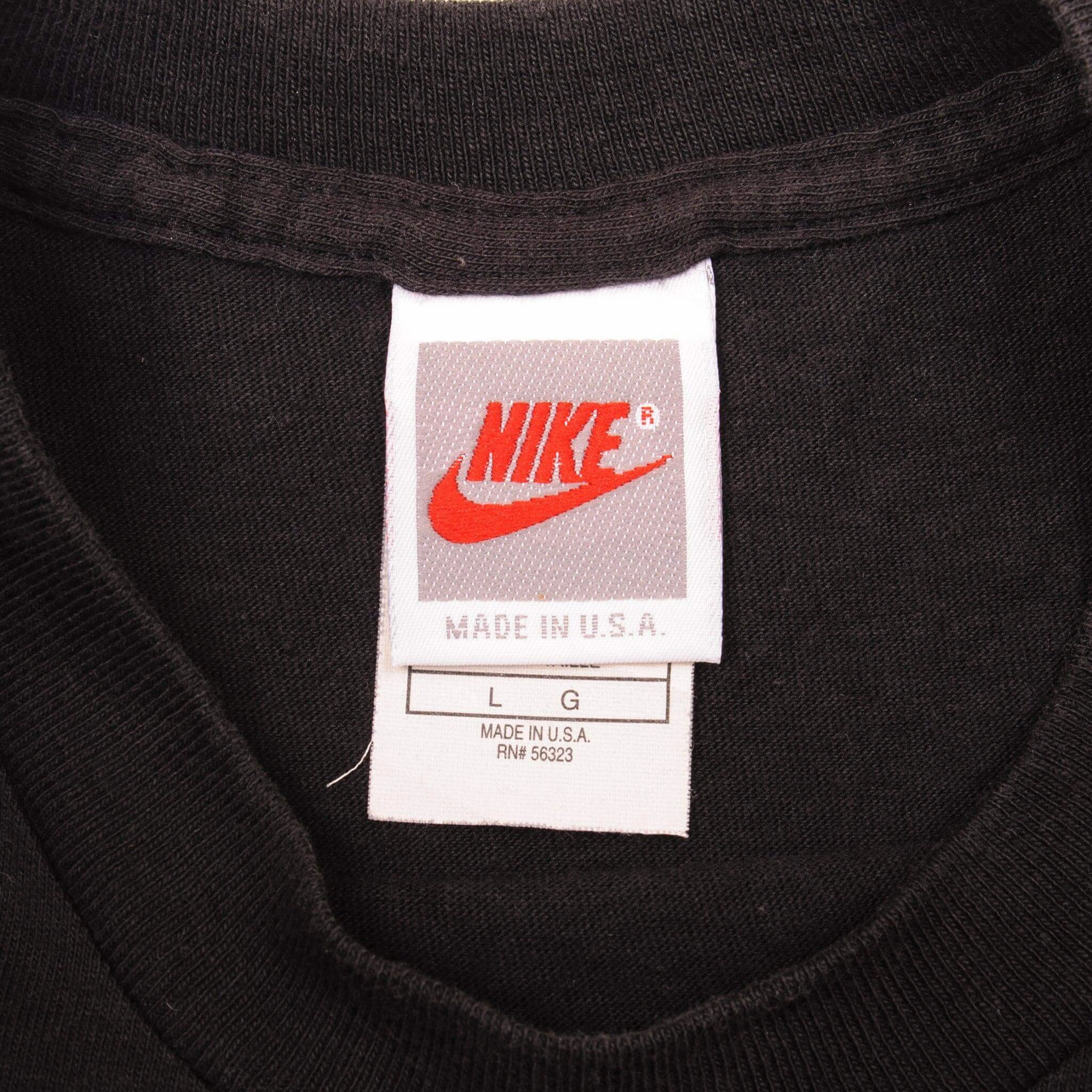 VINTAGE NIKE TEE SHIRT 1990's SIZE LARGE MADE IN USA